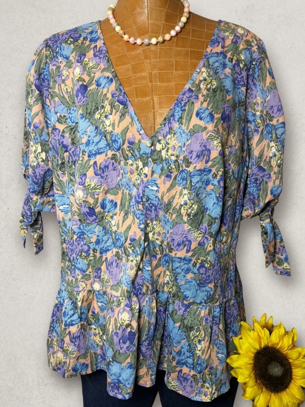 Sweet Rain Floral Peplum Blouse Excellent Condition Size Small